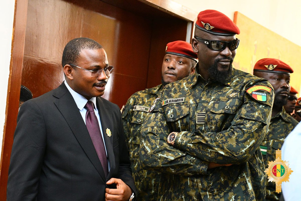 Guinée nouvelle constitution : Article 46 : une arme taillée sur mesure pour verrouiller la présidentielle conakrylemag.com/guinee-nouvell…