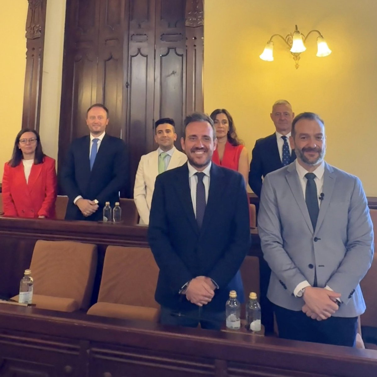 En el #PlenoMunicipal de junio, donde defendemos mociones para mejorar de licencias y actividades en la sede electrónica municipal y para facilitar a las personas con discapacidad auditiva el acceso a los trámites municipales y la información institucional.

#Ávila💙