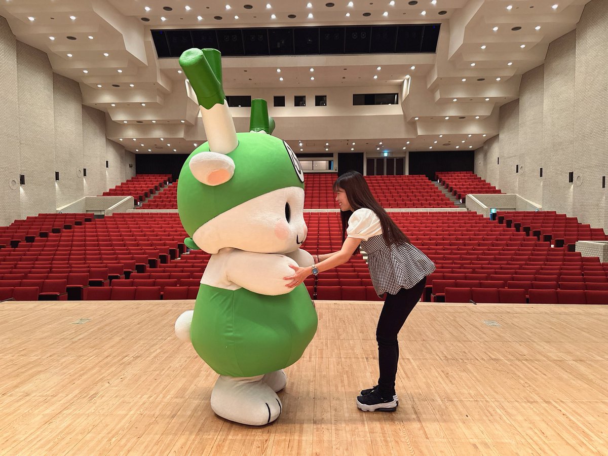 いよいよ明日、、ぱーちぃ当日Y(o0ω0o)Y✨
今日会場準備できるところは全部終えて、あとはお客さんを迎えるだけだぁ！！
明日一緒にふっかちゃんをお祝いできる人は全力で楽しみましょうね☺️💛
そして現地とっても暑いと思うのでお互いしっかり暑さ対策しましょうね🌞！！
#ふっかぱーちぃ