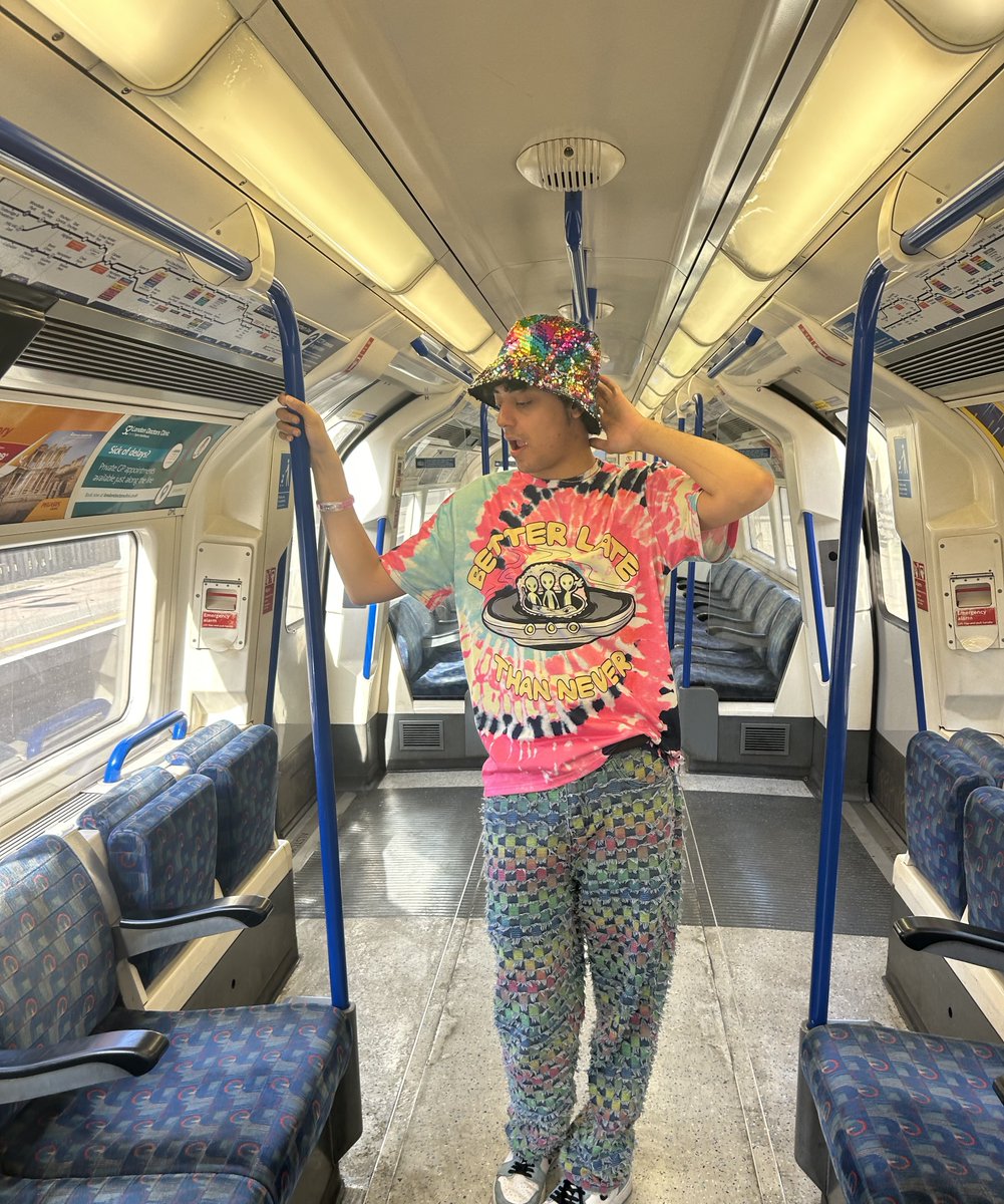 Shout Radio tweet media