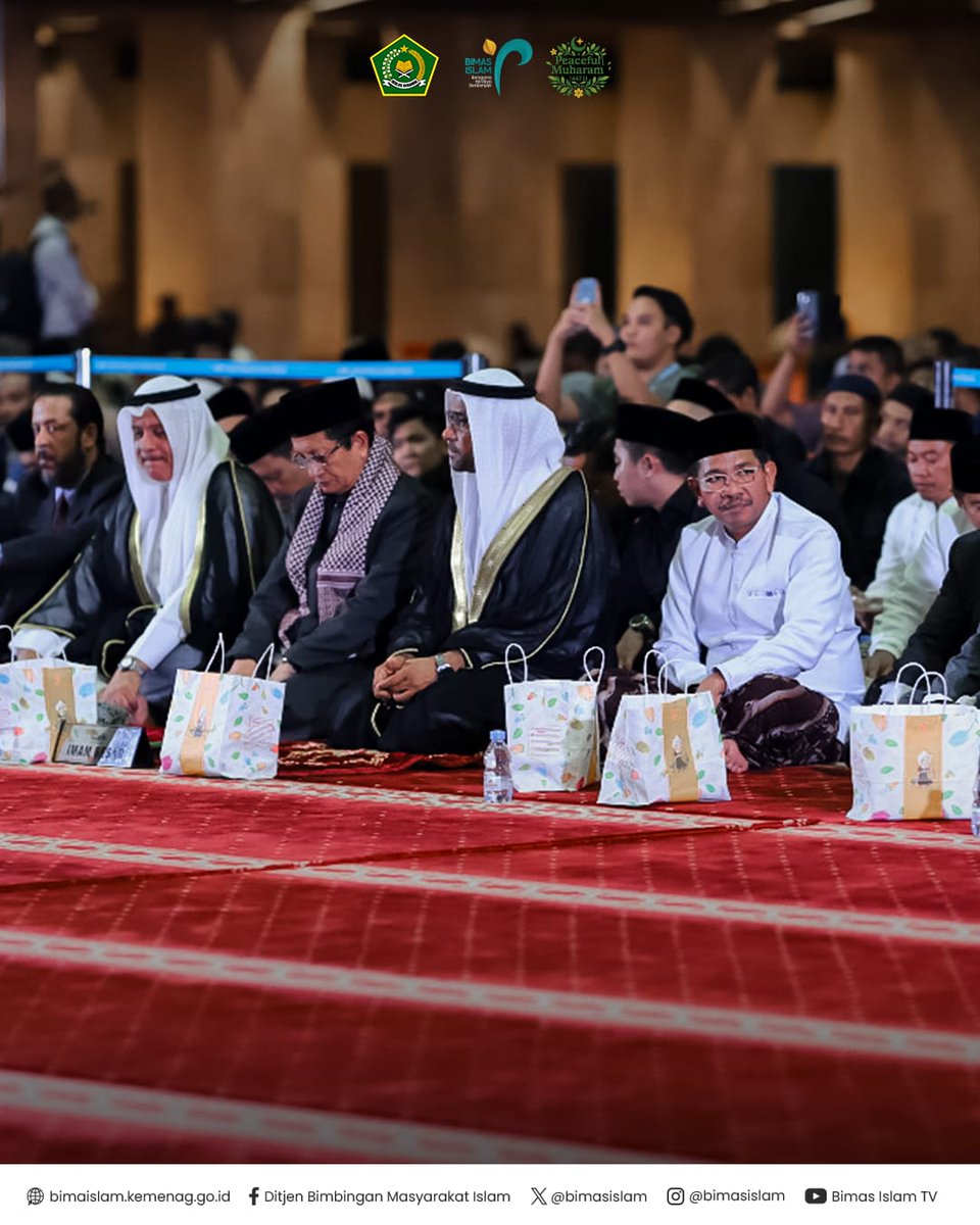 BimasIslam's tweet photo. In frame dokumentasi Peringatan 1 Muharram 1447H/2025M.
#TemanBimasIslam, tepat pada Kamis, 26 Juni 2025, Kementerian Agama menggelar Peringatan 1 Muharram 1447H di Masjid Istiqlal, Jakarta.
#kemenag #bimasislam #sahabatreligi #muharam #peacefulmuharam https://t.co/wOtsz4UDto
