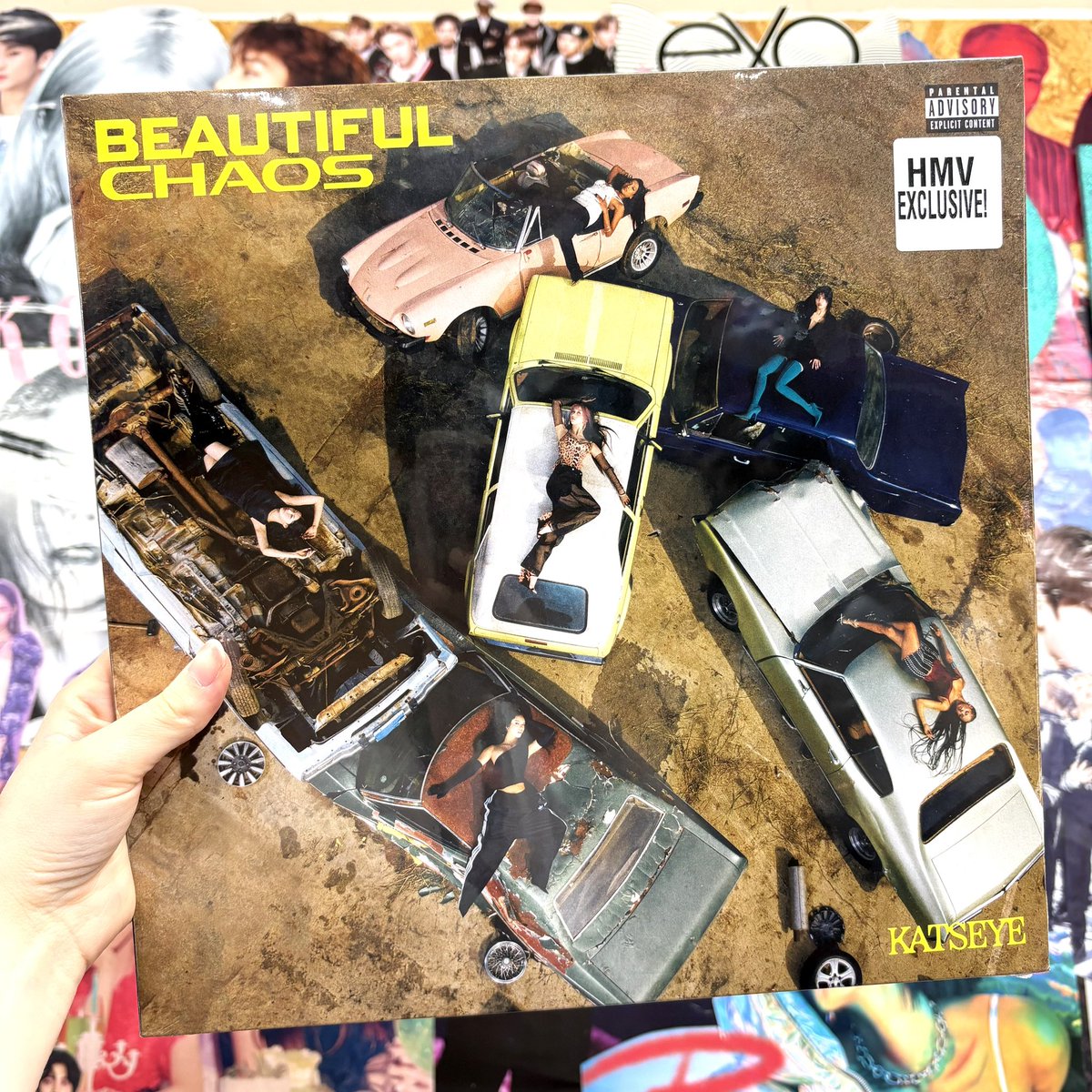 🎵 NEW MUSIC 🎵

EYEKONS! 🥪 Katseye are back with their new album Beautiful Chaos! 🥳

You can pick this up in store today. Chaotic and Beautiful versions both available. As well as a #hmvExclusive Pomegranate vinyl and Neon Lime vinyl! 🍋‍🟩

#katseye #katseye_beautifulchaos
