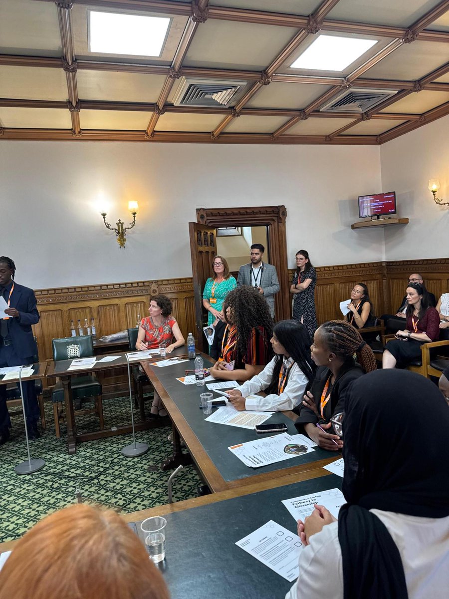On Wednesday, our students went to London for an inspiring campaign in the Houses of Parliament. They joined MPs to champion Pathways to Citizenship and challenge the immigration white paper. A powerful experience! 💜👏 #YouthVoice #MakeChangeHappen #PathwaysToCitizenship