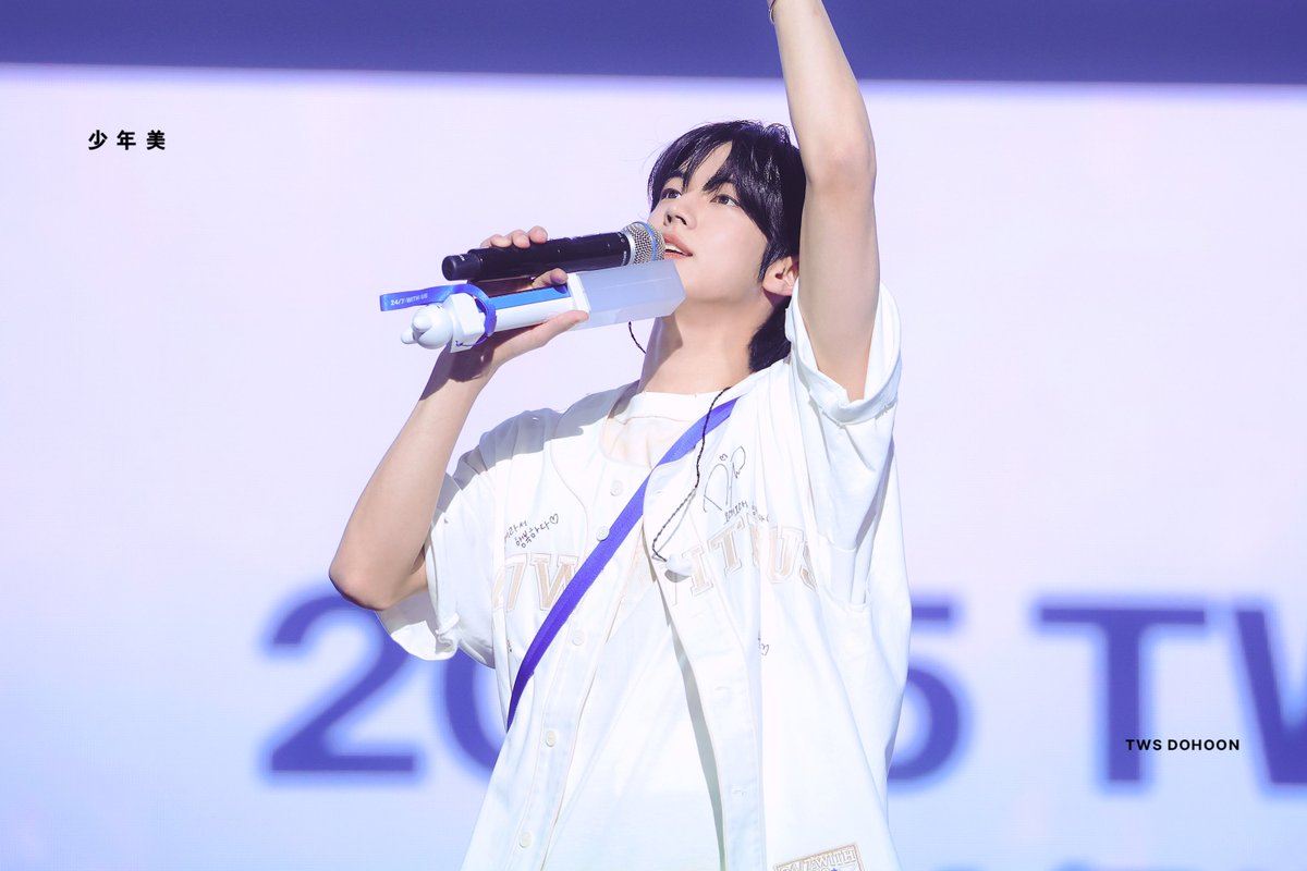 少年美 tweet media