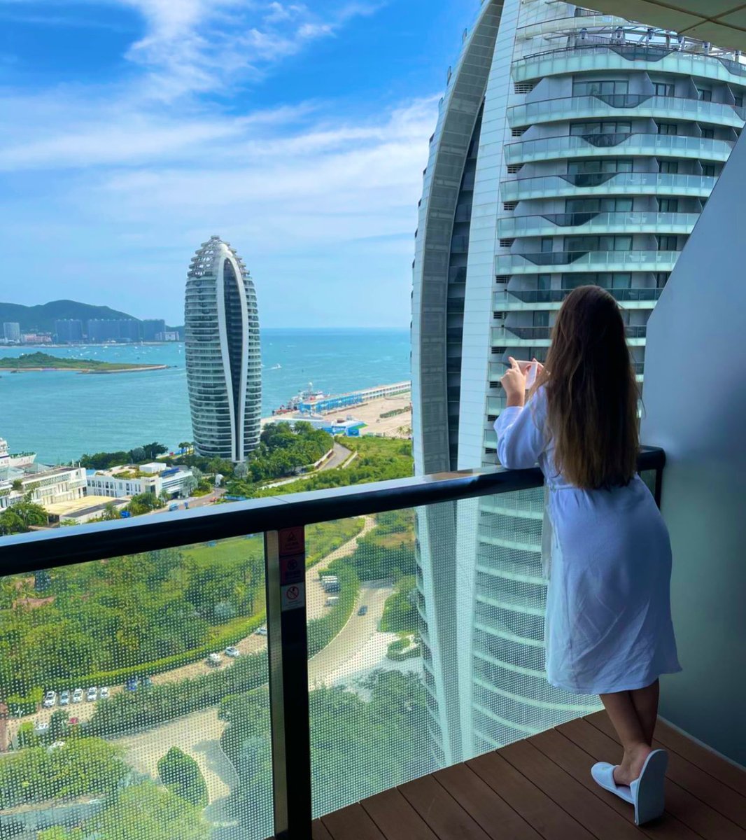 AnnieNFTT tweet media