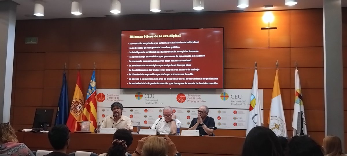 Eva Jiménez Gómez tweet media