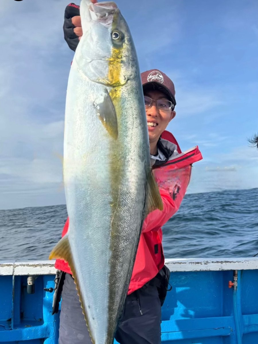 5月の釣果ですが…
今年はジギングがよく釣れる！！
8割くらいキャスティングてやってるのですが…
長栄丸さんにて！！
