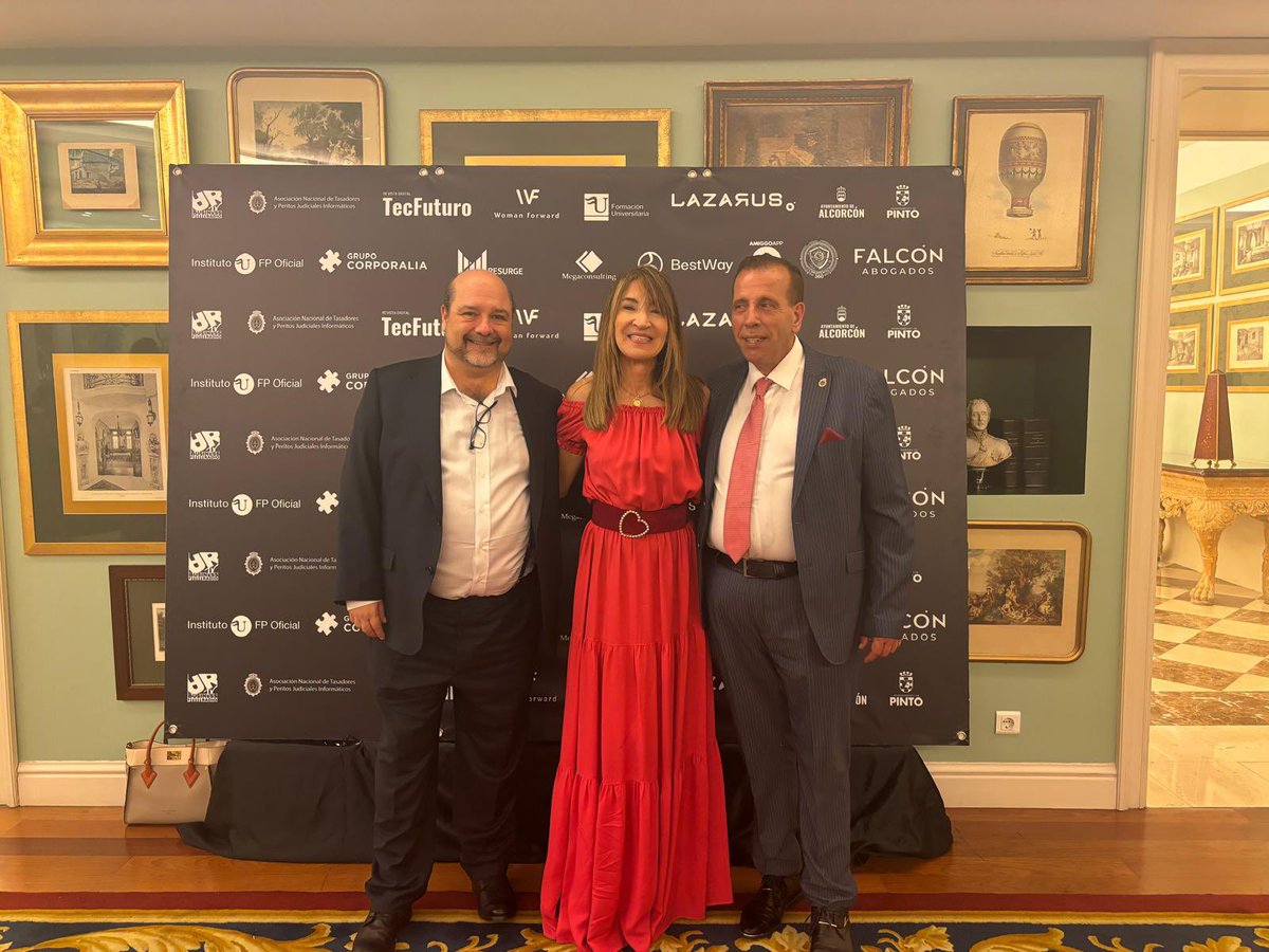 Madrid Network (@madridnetwork) on Twitter photo Nuestra directora de RR.II. <a href="/gemasanzs/">Gema Sanz Sanz</a> tuvo el honor de participar como jurado en la Gala de los ARE Business Awards 2025. @arebusinessradio Enhorabuena a los galardonados y a la organización @RobertoRodriguezManzaneque por una impecable celebración de la innovación, el liderazgo Nuestra directora de RR.II. <a href="/gemasanzs/">Gema Sanz Sanz</a> tuvo el honor de participar como jurado en la Gala de los ARE Business Awards 2025. @arebusinessradio Enhorabuena a los galardonados y a la organización @RobertoRodriguezManzaneque por una impecable celebración de la innovación, el liderazgo