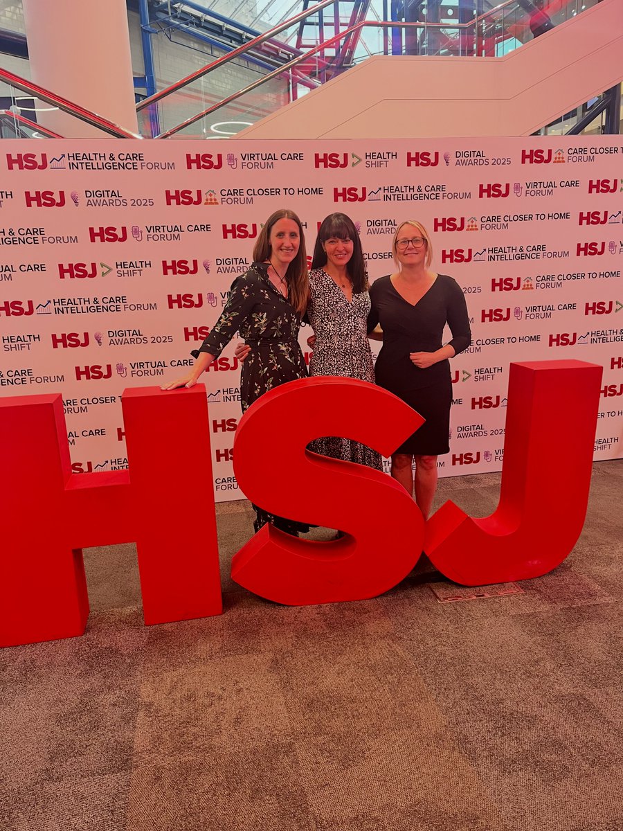 kidneybeam_'s tweet image. Awards season continues ... @KingsCollegeNHS and Kidney Beam were highly commended in the 'Optimising Clinical Pathways Through Digital' category at the @HSJevents Digital Awards last night 🙌. A huge well done to the kidney rehab team at King's & the whole Kidney Beam family!