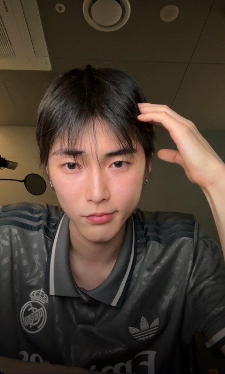 아 ㅈㅉ 너무 이쁘다…