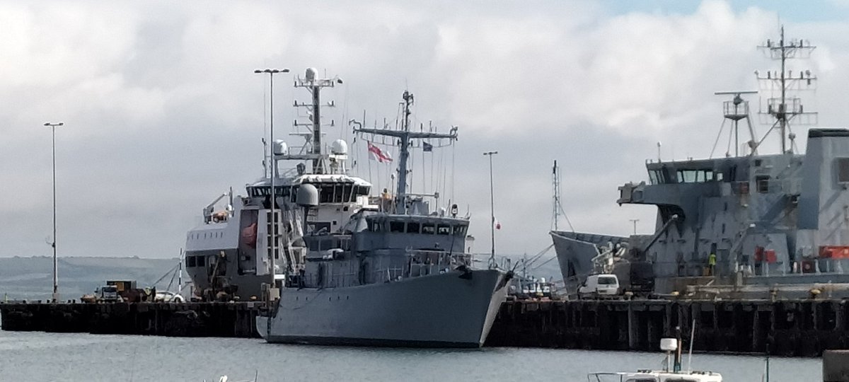 AytonJustyn's tweet photo. 🏭 No Incinerator 🏭 Boycott portland port 🇨🇵 Aigle 🇨🇵 in 27/6/25. A French Mine-Hunter (M647) #Weymouth #dorset #photography #shipslnpics #shipspotting #Aigle #MineHunter #FrenchNavy #Nato #France #NavyLookout #ukforcestracker #warshipcam #ships #Shipsphotography https://t.co/gWQPwFG8kw