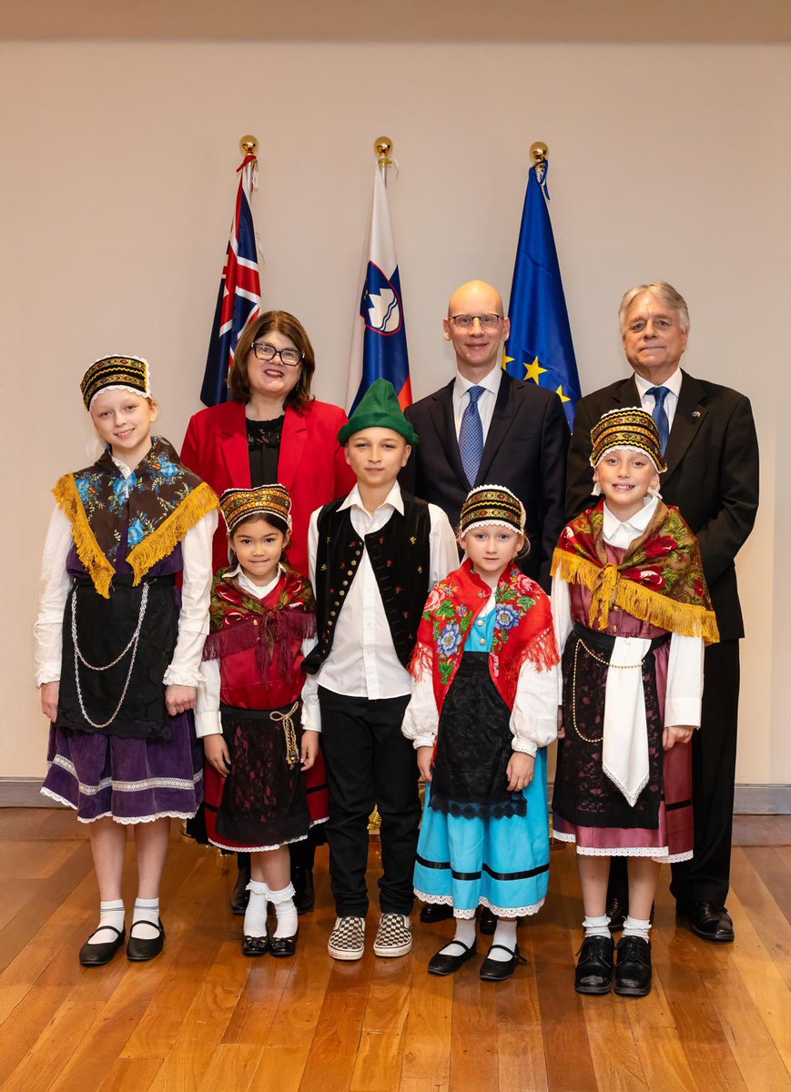 🇸🇮A proud first! The Slovenian Embassy hosted its inaugural Statehood Day reception in Adelaide. Thanks to <a href="/ZoeBettison/">Zoe Bettison MP</a> for her warm speech &amp; to all officials, the local Slovenian community &amp; choir for making it unforgettable. 🇸🇮🇦🇺🤝✨
