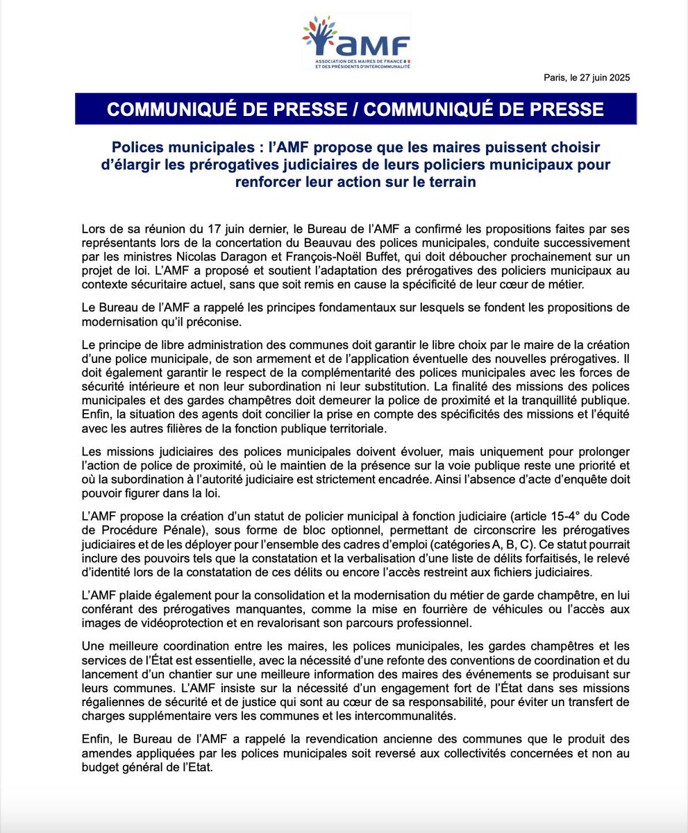 🔴 [COMMUNIQUÉ DE PRESSE]
Polices municipales : l'AMF propose que les maires puissent choisir d'élargir les prérogatives judiciaires de leurs policiers municipaux pour renforcer leur action sur le terrain

Les missions judiciaires des polices municipales doivent évoluer, mais
