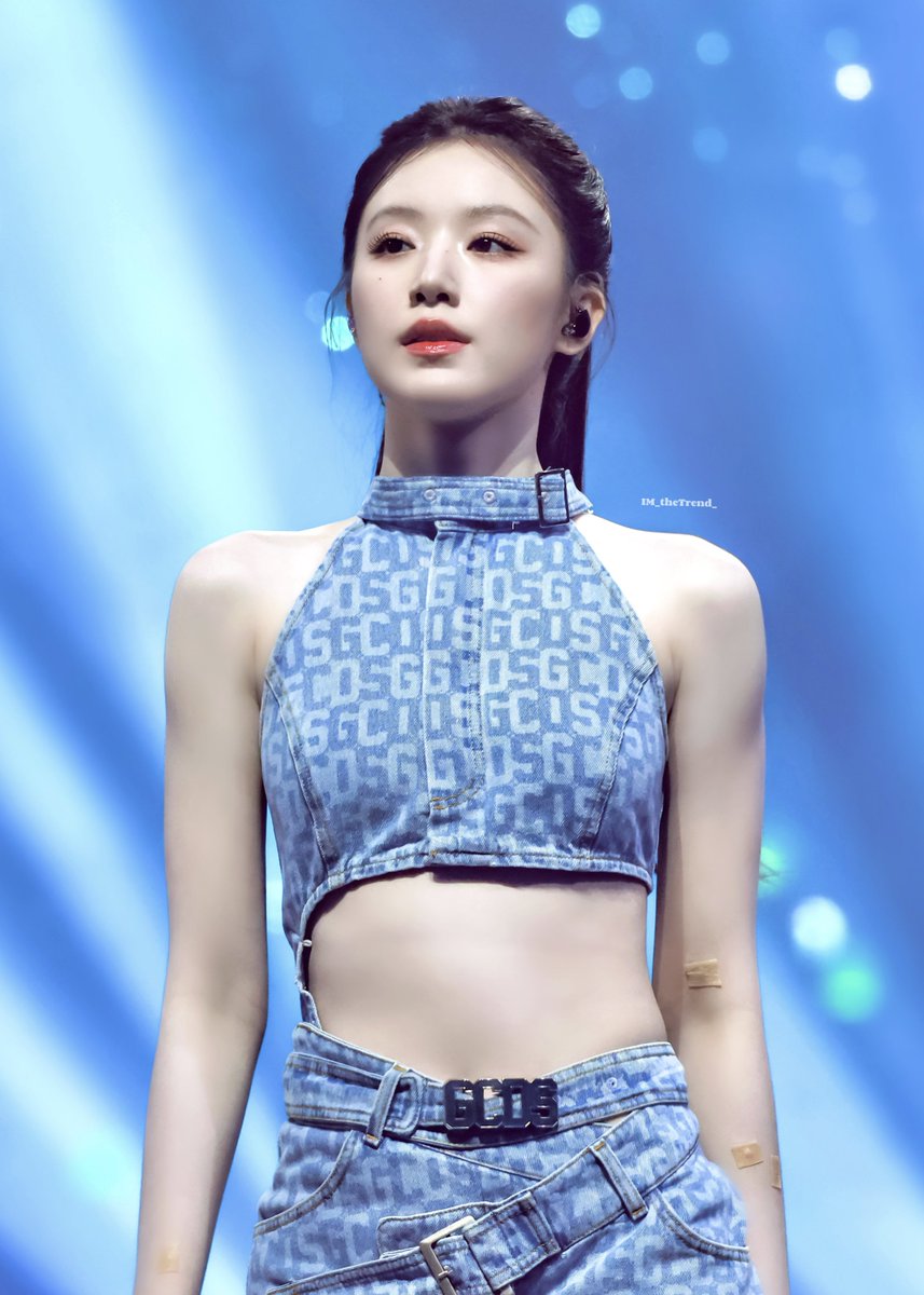 IM_theTrend_'s tweet image. 20250621 SMA
์์๊ณ ๊ท์ฌ์ด๐ฅ๐
#์์ด๋ค #IDLE #GIDLE
#SHUHUA #์ํ #่่ฏ