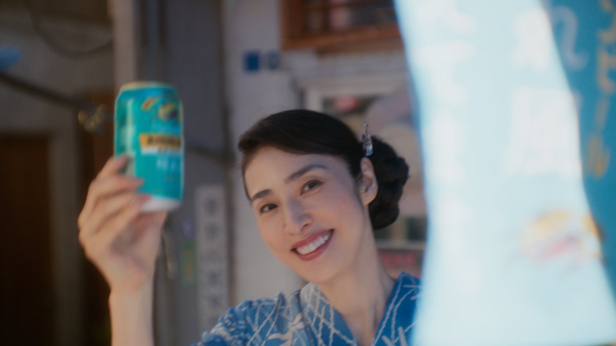 Snow Man目黒蓮 熱気立ち込める焼き鳥屋で キンキンに冷えたビールを