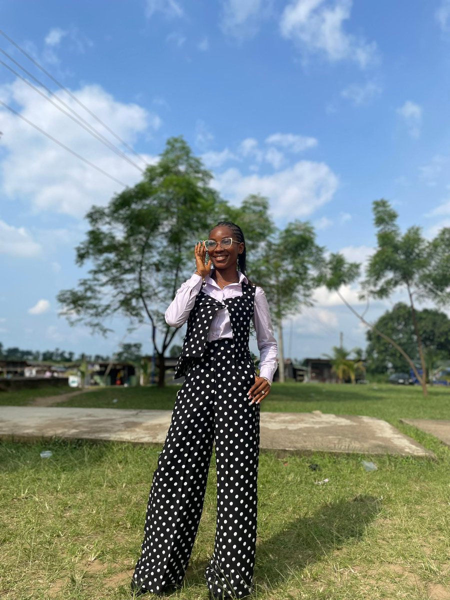 storezdidii's tweet image. How I stepped out for a two 2 day seminar presentation