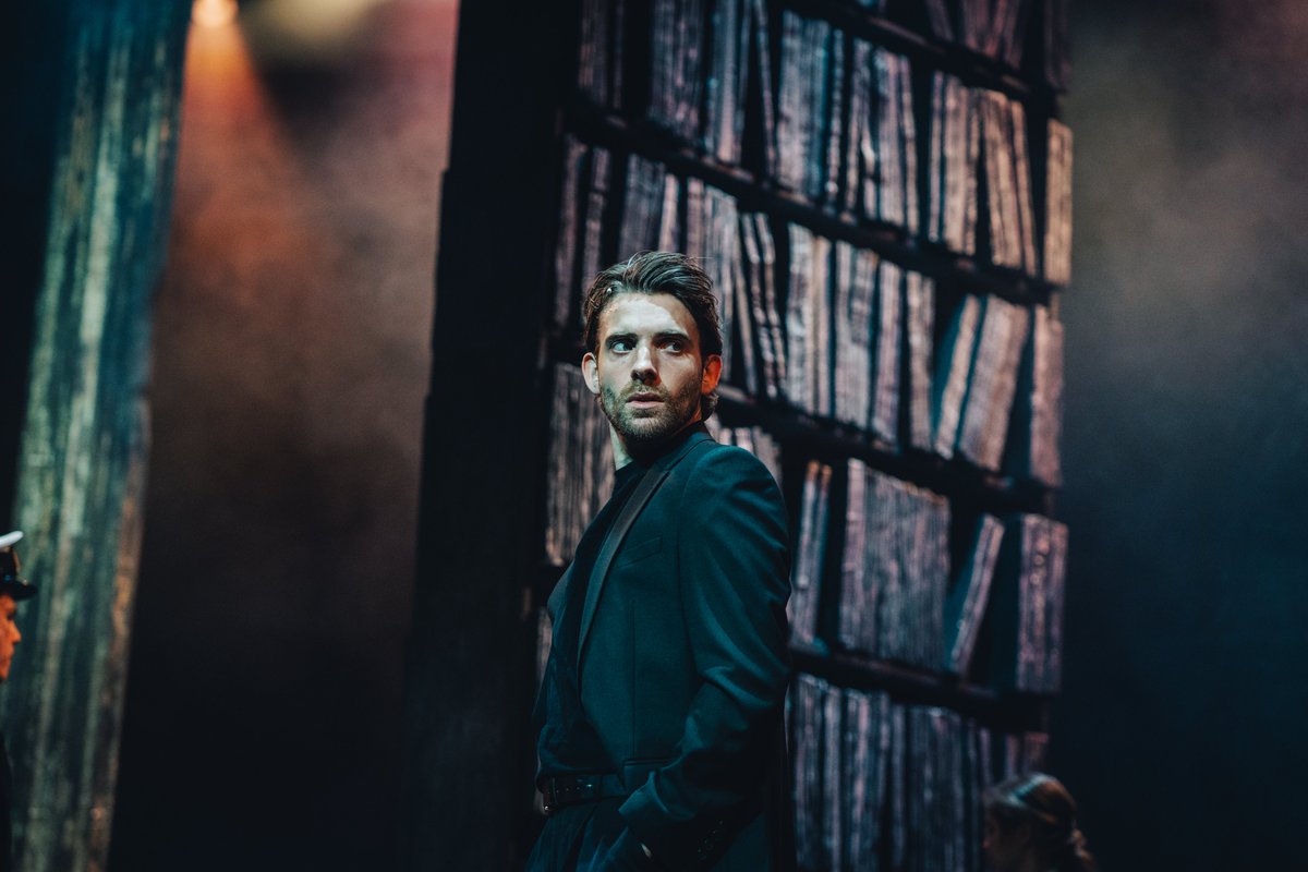 Gatehouse Theatre (@staff_gatehouse) on Twitter photo 🚨 HAMLET FIRST REVIEW: 'Brutal but beautiful. Unique and unmissable.' ⭐️⭐️⭐️⭐️⭐️ Read now: gatehousetheatre.co.uk/whatson-event/… #StaffordShakespeare 🚨 HAMLET FIRST REVIEW: 'Brutal but beautiful. Unique and unmissable.' ⭐️⭐️⭐️⭐️⭐️ Read now: gatehousetheatre.co.uk/whatson-event/… #StaffordShakespeare