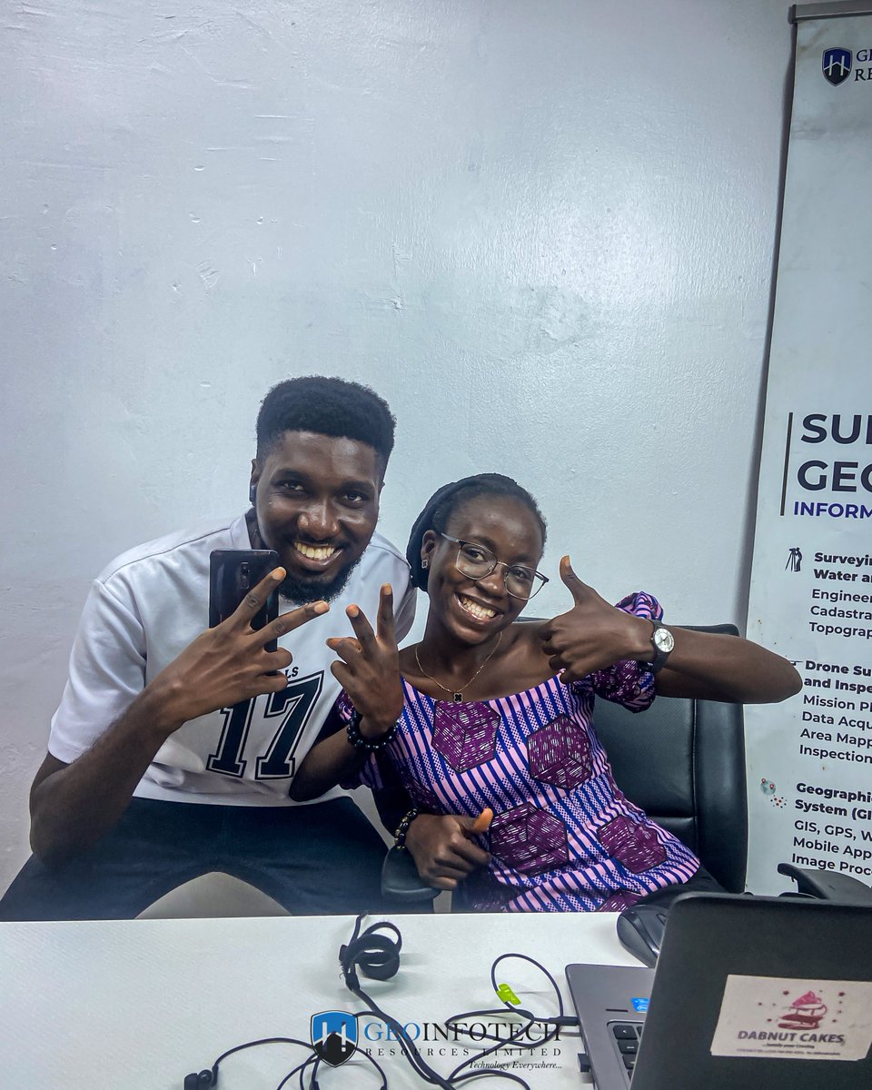 geoinfotech_nig's tweet photo. 🌟 TGIF — Tradition Meets Vibes! 💃🏾

From maps to moments, we wrapped up the week in style!
Nothing beats good work, great people, and native pride.
Smiles, culture, and a whole lot of Friday energy!

#TGIF #NativeFriday #WorkStyleGoals #GeoVibes #TeamCulture #GeoinfotechFamily https://t.co/9VANiHeDcS
