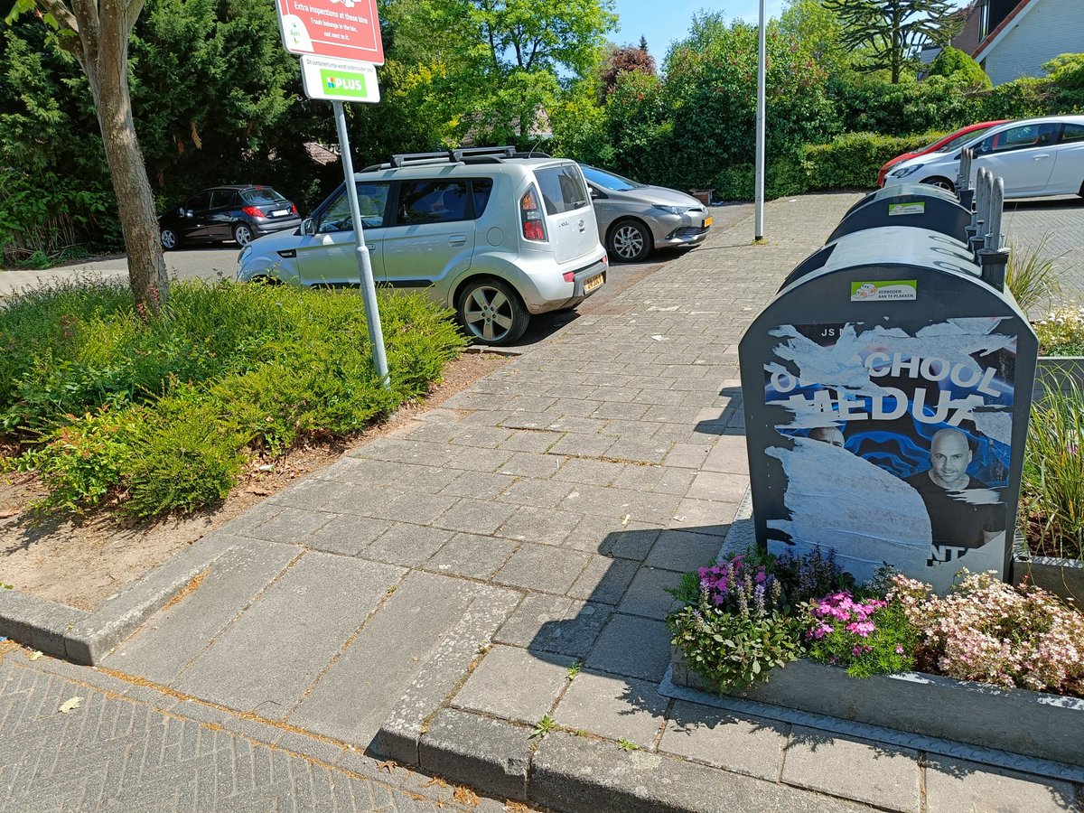 Karel van Koppen tweet media