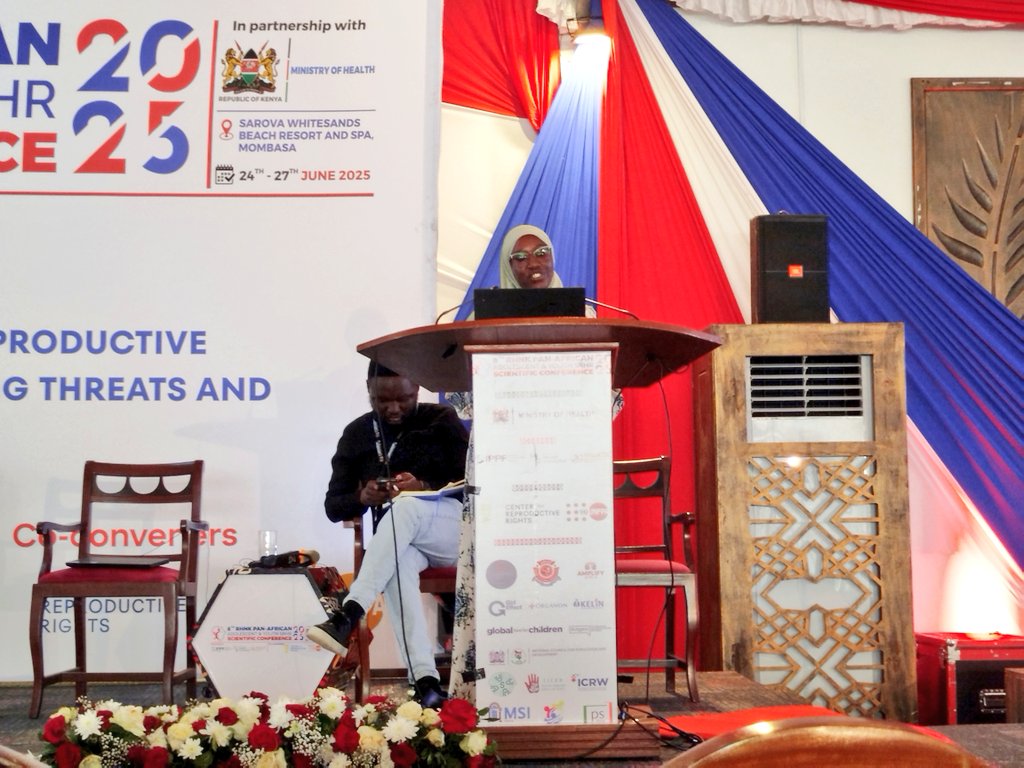RARE_Programme's tweet image. The #BongaBox Initiative is more than a reporting tool, it’s a movement to end FGM. It breaks the silence, gives girls a safe space to speak, and empowers communities to abandon harmful traditions.’ ~ Diramu Haji 

#RHNKConference2025 #EndingFGMC #Isiolo