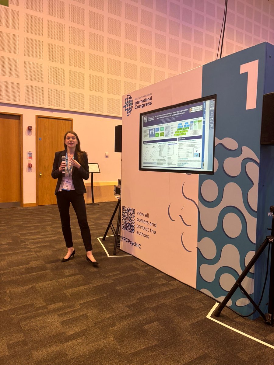 Sabina London tweet media