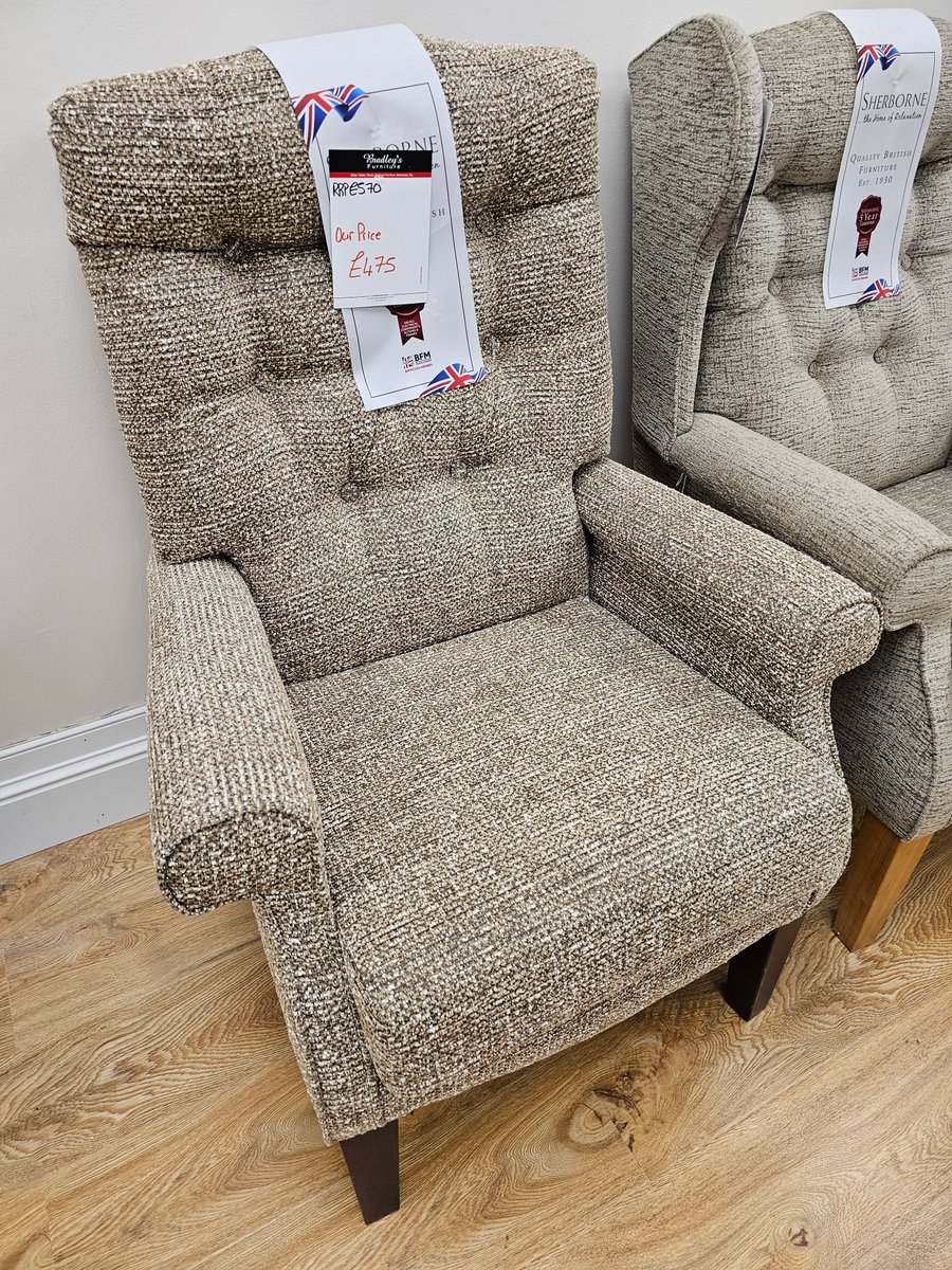 Bradleys_Furn's tweet photo. Fireside Chairs – Classic comfort, timeless style 🪑✨
Perfect for adding a cosy touch to your living room, reading nook or hallway.
📍 Visit Bradley’s Furniture, Magherafelt and find your perfect fireside fit.

#Magherafelt #MidUlster #FiresideChair #ClassicComfort #HomeStyleNI https://t.co/UVxQuVewRg