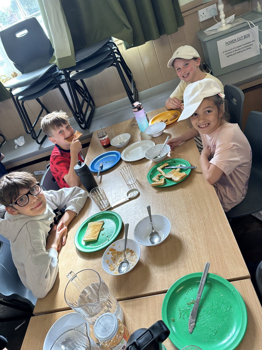 Overstone Primary School tweet media