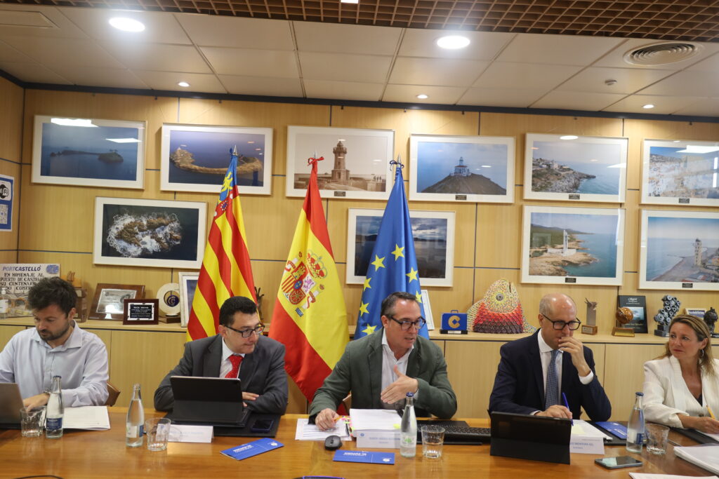 🗞️NOTICIA | PortCastelló aprueba sus cuentas anuales de 2024 con el mejor resultado del ejercicio de su historia

🔗portcastello.com/comunicacion/n…

🌐 portcastello.com

#PortCastelló #PuertodeCastellón #AutoridadPortuaria #consejoadministracion #cuentas #cuentasanuales