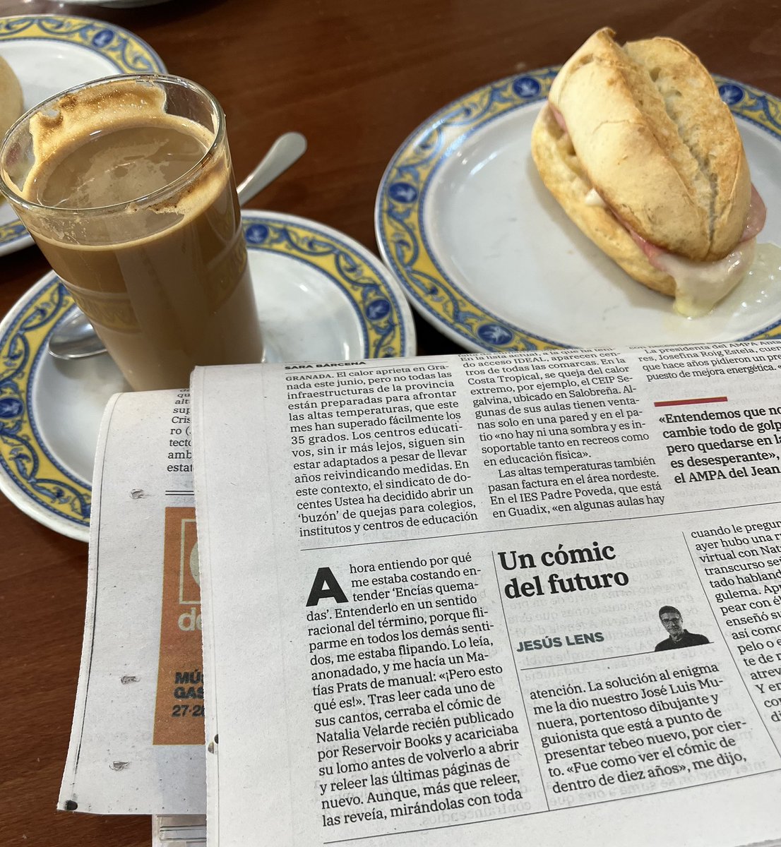 Jesus_Lens (@jesus_lens) on Twitter photo La solución al enigma sobre el cómic de Natalia Velarde publicado por <a href="/ReservoirBooks/">Reservoir Books</a> me la dio nuestro Munuera, portentoso dibujante y guionista que está a punto de presentar tebeo nuevo, por cierto. «Fue como ver el cómic de dentro de diez años», dijo
ideal.es/opinion/jesus-… La solución al enigma sobre el cómic de Natalia Velarde publicado por <a href="/ReservoirBooks/">Reservoir Books</a> me la dio nuestro Munuera, portentoso dibujante y guionista que está a punto de presentar tebeo nuevo, por cierto. «Fue como ver el cómic de dentro de diez años», dijo
ideal.es/opinion/jesus-…