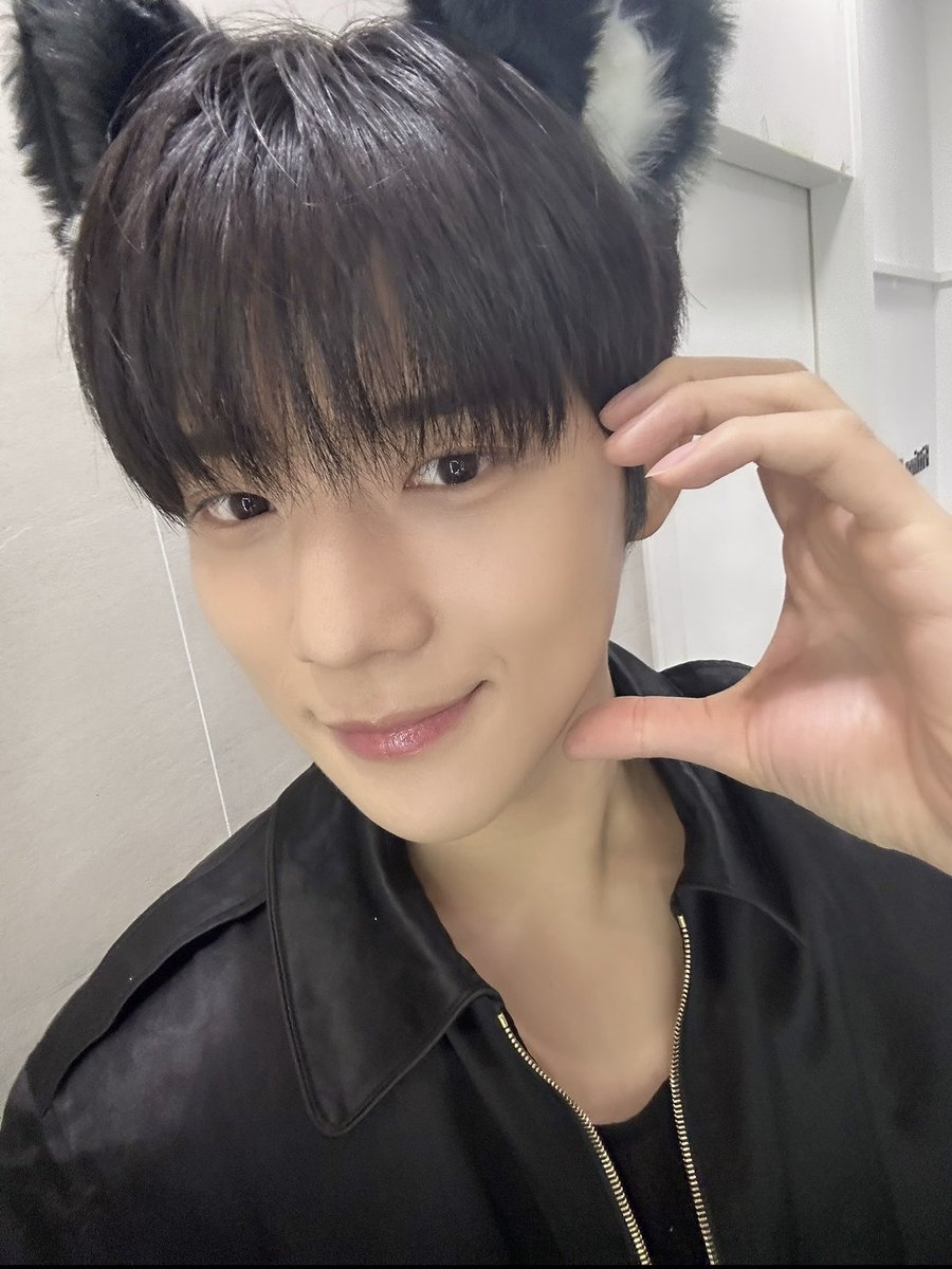 KBSMusicBank tweet picture