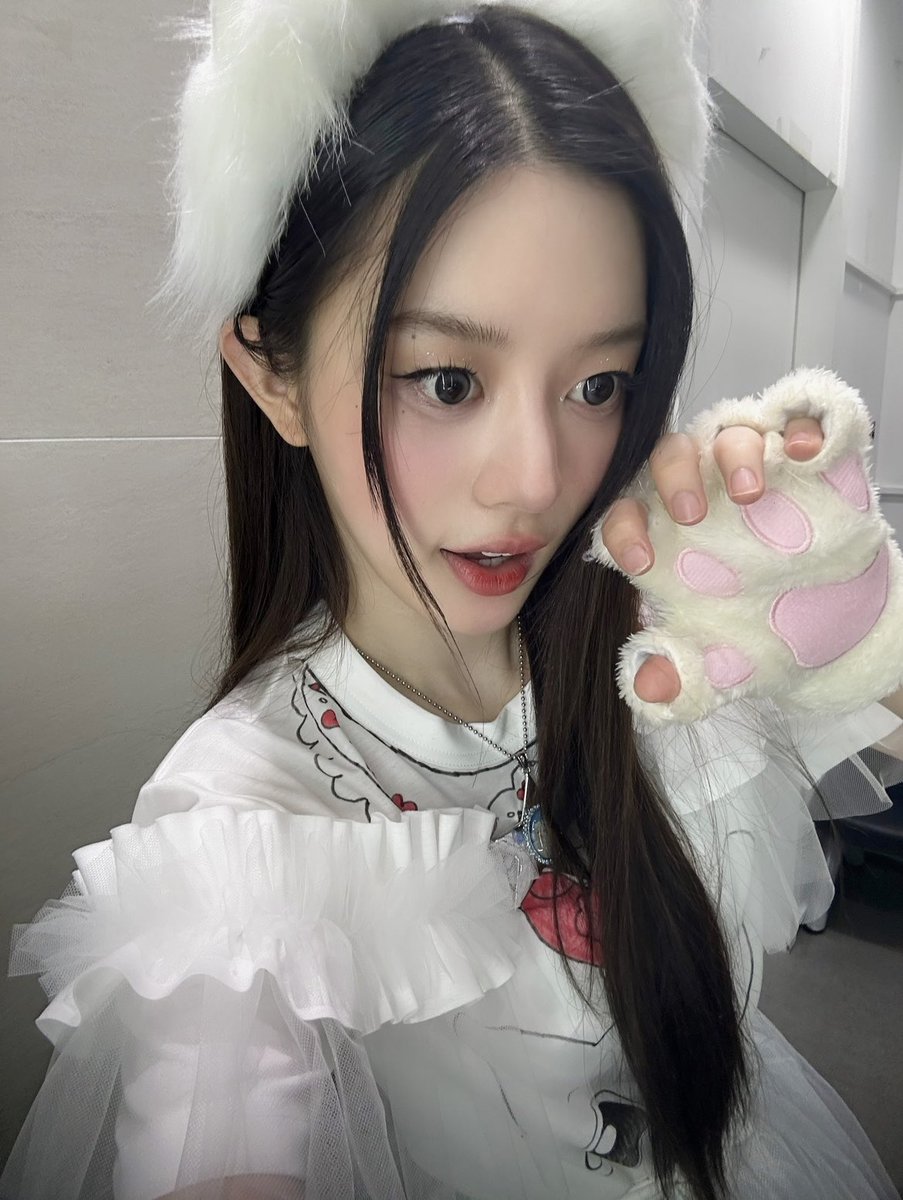 KBSMusicBank tweet picture