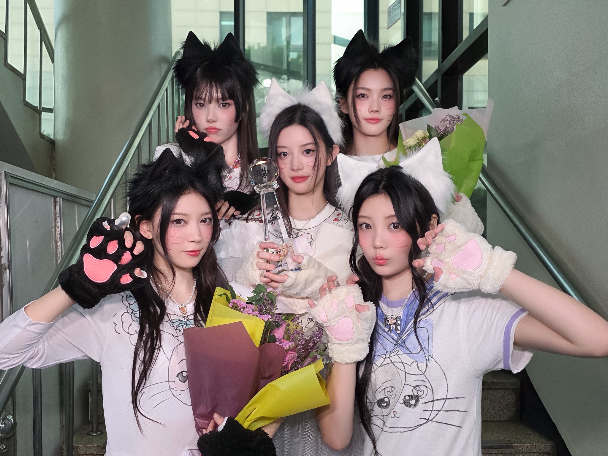 이번 컴백도 6주 꽉 채워서 한 아일릿 착장 모음.jpg | 인스티즈