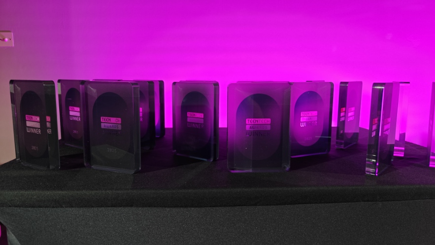 We have some stunning new #TeenTechAwards trophies for our winners this year!

teentech.com/awards-2025-li…

#TeenTechAwards