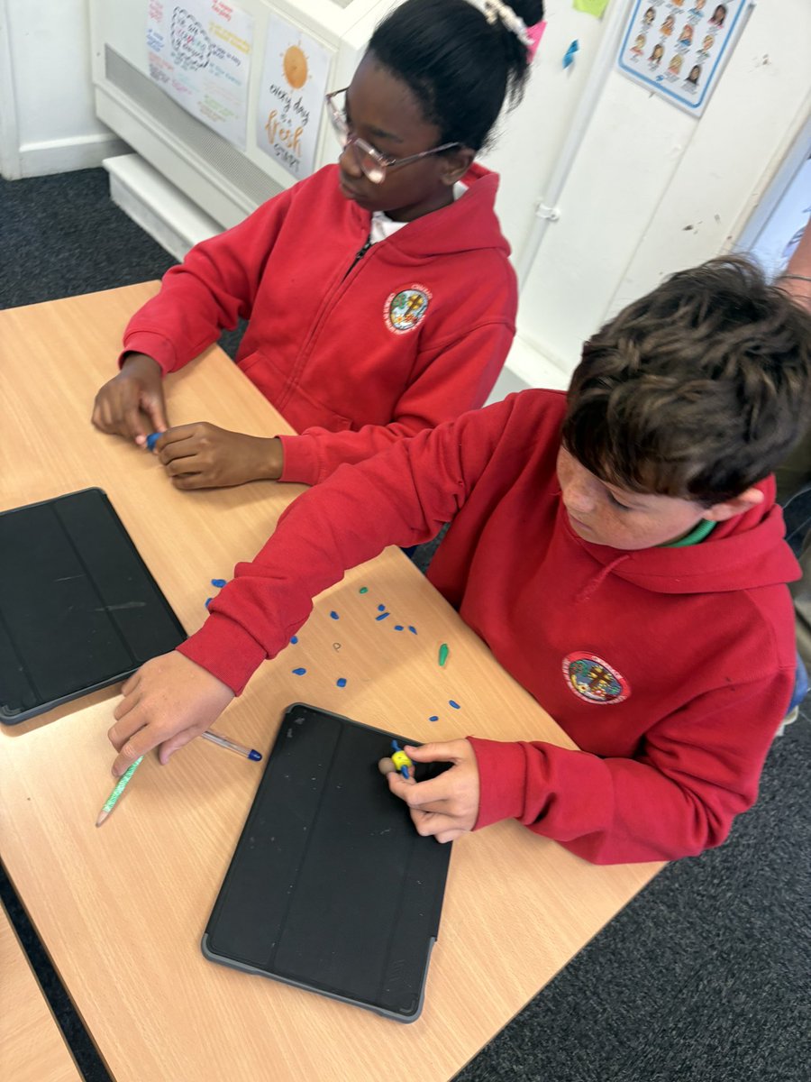 Cwmbach CiW Primary School/Y.G.YnG Cwmbach (@cwmbachciw) on Twitter photo Thank you to <a href="/Computing_ACS/">Computing & Digital Learning </a> for coming to work with our year 5/6 pupils today, creating animations on how we can be more sustainable! <a href="/AberdareSchool/">Aberdare Community School</a> Thank you to <a href="/Computing_ACS/">Computing & Digital Learning </a> for coming to work with our year 5/6 pupils today, creating animations on how we can be more sustainable! <a href="/AberdareSchool/">Aberdare Community School</a>