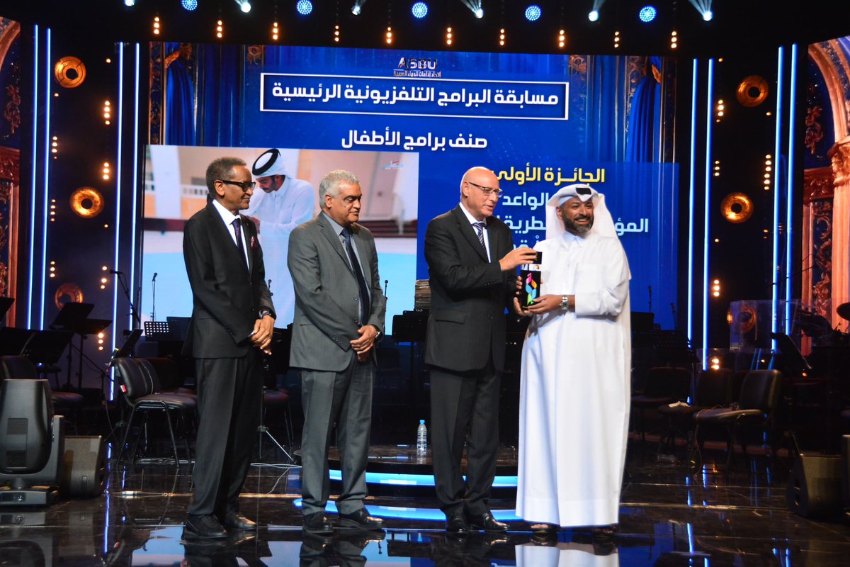 qmc_qa's tweet image. المؤسسة القطرية للإعلام تحصد 6 جوائز ذهبية في المهرجان العربي للإذاعة والتلفزيون 2025 بتونس، في أكبر حصيلة جوائز ذهبية بتاريخ مشاركاتها، بواقع 4 ذهبيات لتلفزيون قطر وذهبيتين لإذاعة قطر.