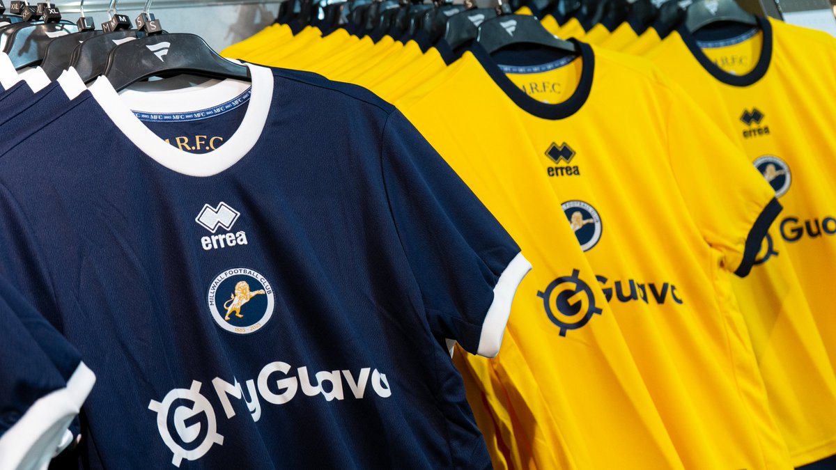 MillwallFC's tweet photo. 🎉 Celebrating our 140 year history at this morning's exclusive launch event!

#Millwall https://t.co/7LYFTE5quN