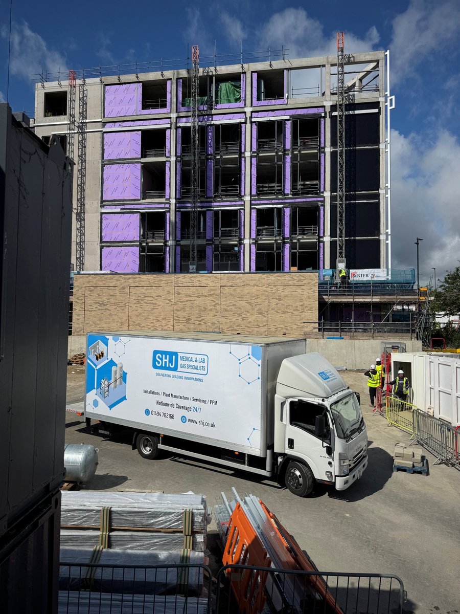 Proud to be delivering Medical Air and Dental Vacuum plant installations <a href="/HuddersfieldUni/">University of Huddersfield</a> , a hub for healthcare education, research, and innovation. 

This cutting-edge campus will drive additional commercial benefits and support systems across the local borough.