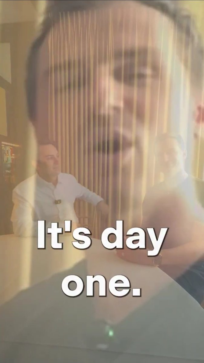 apedotstore's tweet photo. #itsdayone @jessepollak @base ๐๏ธ 1๏ธโฃ https://t.co/E56a1zbfRR