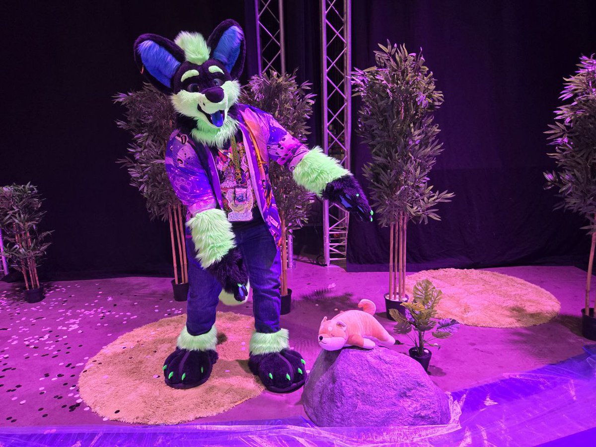 Arrack the sauna wuffer ๐ณ๏ธโ๐ ๐ NFC 25 (@arrackwolf) on Twitter photo I found a gorgeous floofball at the totally real river this #FursuitFriday!
I hope that you will have a wonderful weekend ^w^.
#Furry #fursuit #fursuiter #furryfandom #furrycommunity #furries #nfc2025
๐ธ <a href="/HighlanderOttie/">Ottie๐ธ Milkshake Moo๐จ๐</a>
๐ชก <a href="/TheKarelia/">TheKareliaFursuits ๐ NFC</a> I found a gorgeous floofball at the totally real river this #FursuitFriday!
I hope that you will have a wonderful weekend ^w^.
#Furry #fursuit #fursuiter #furryfandom #furrycommunity #furries #nfc2025
๐ธ <a href="/HighlanderOttie/">Ottie๐ธ Milkshake Moo๐จ๐</a>
๐ชก <a href="/TheKarelia/">TheKareliaFursuits ๐ NFC</a>