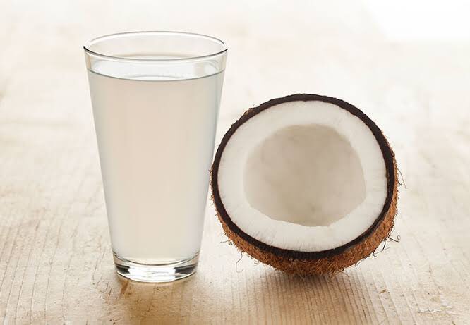 zaddysusu_'s tweet image. FOR URGENT MONEY.

One Local or Agric egg.
One complete Coconut.
Use the coconut water to boil the Egg.
When done, pray over it and eat.

It draws money and opportunity for money to you to settle pressing needs...