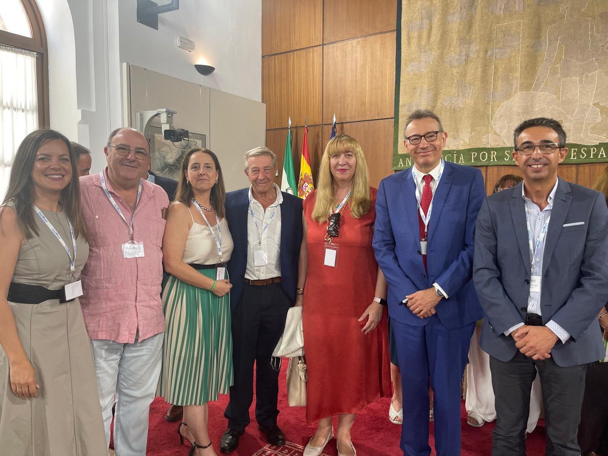 🟣IBiS con la sociedad |

El #IBiS acudió al acto de lectura del 'Pacto por el Recuerdo' de <a href="/AlzheimerCeafa/">CEAFA</a> que se realizó el pasado miércoles 25 de junio en el <a href="/ParlamentoAnd/">Parlamento Andalucía</a> 

parlamentodeandalucia.es/webdinamica/po…