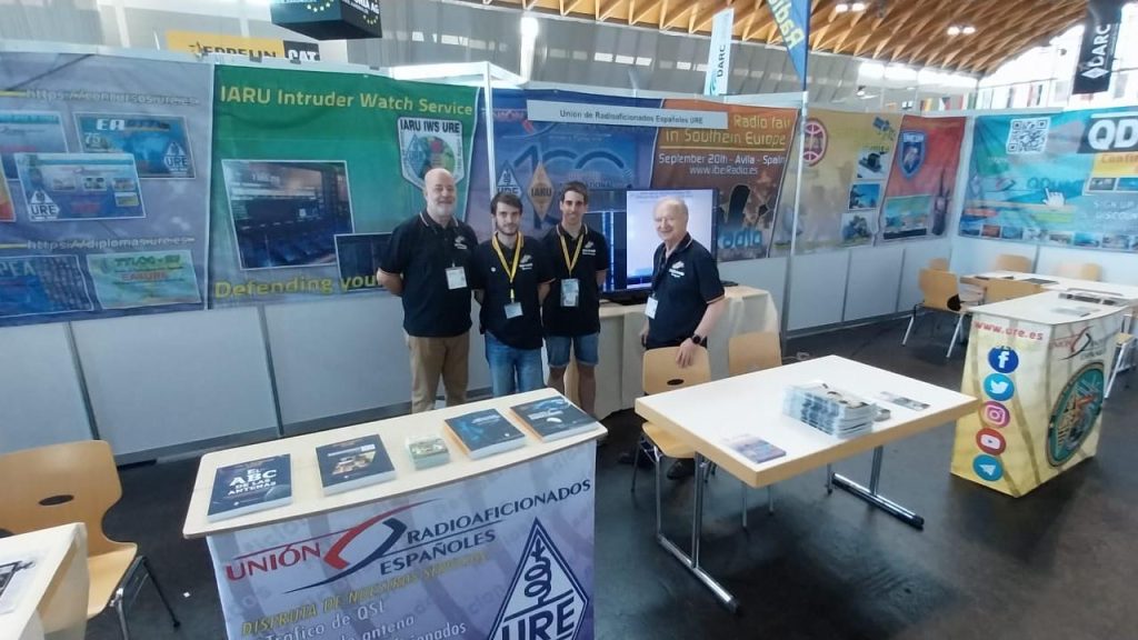 ¡Ya estamos en HAM RADIO 2025!
Hoy, 27 de junio, ha comenzado oficialmente la 48ª edición de HAM RADIO en Friedrichshafen (Alemania)  y la URE ya tiene su stand completamente montado y listo para recibir a todos los visitantes.
ure.es/ya-estamos-en-… #HamRadio2025