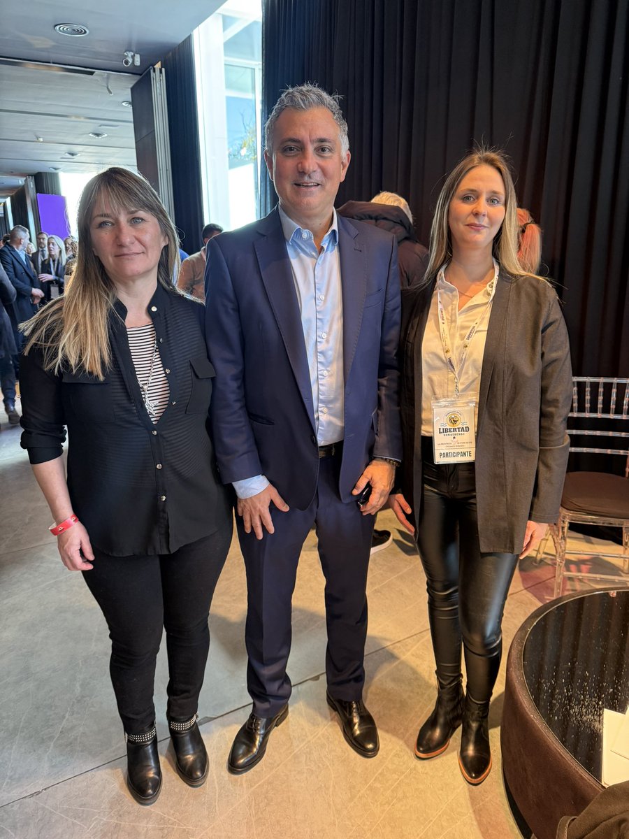 francagrippo's tweet photo. La Sexta dice presente 💪
Orgullo del trabajo en equipo, del compromiso y de las ideas claras.
¡Gracias por ser parte de este camino hacia una provincia con futuro!
#SextaSección #CongresoLLA #VivaLaLibertad https://t.co/0IhbDF5yF9