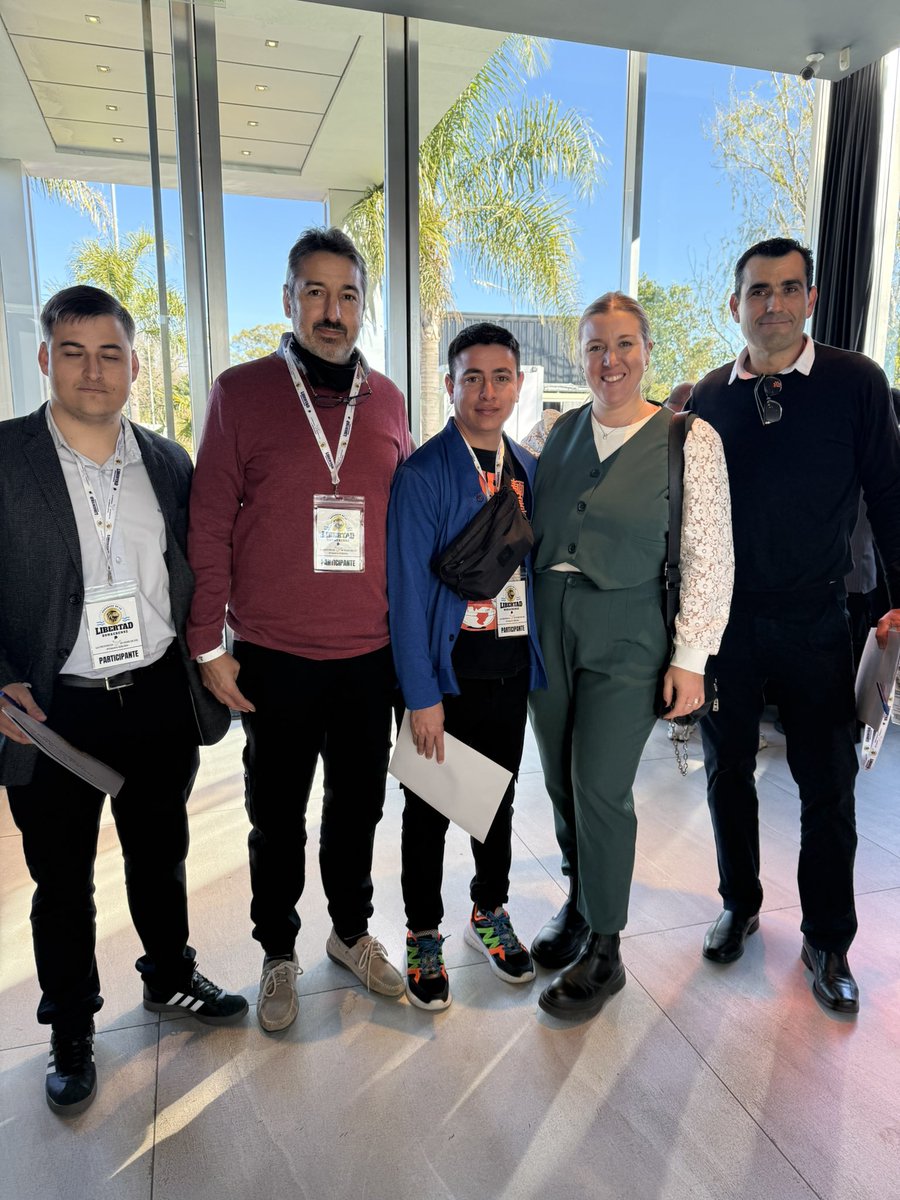 francagrippo's tweet photo. La Sexta dice presente 💪
Orgullo del trabajo en equipo, del compromiso y de las ideas claras.
¡Gracias por ser parte de este camino hacia una provincia con futuro!
#SextaSección #CongresoLLA #VivaLaLibertad https://t.co/0IhbDF5yF9