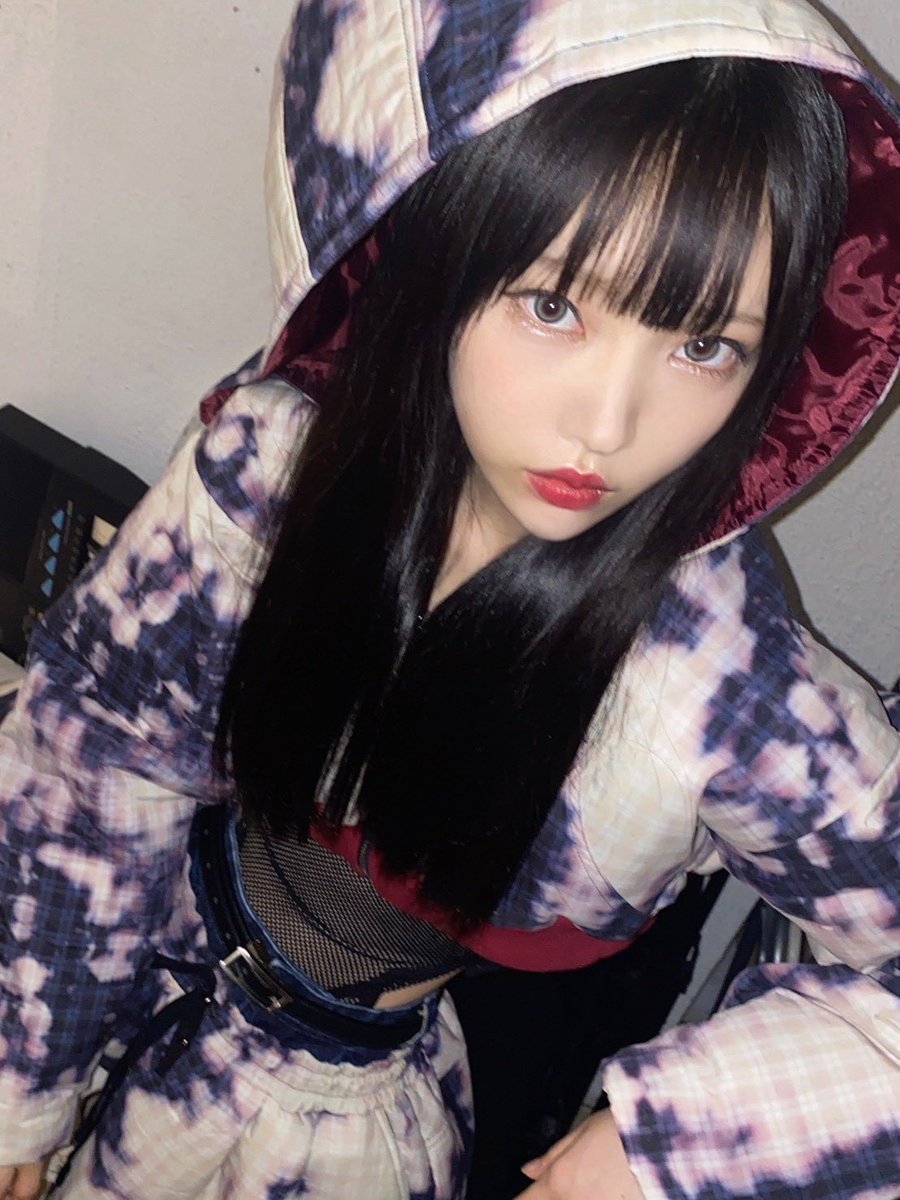 IDOL FILE Vol.36 』に美雨が登場します🤍 なんとまあストロングなミウ