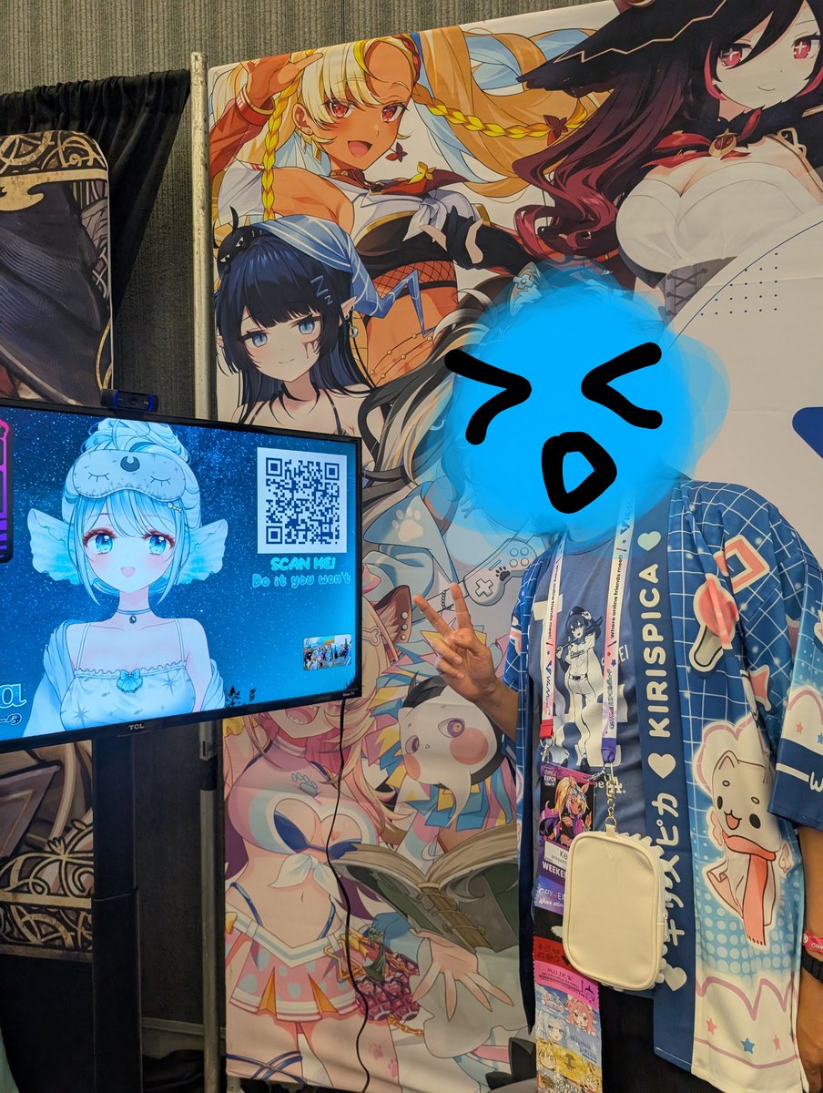 ninjaofthesands's tweet image. Met two cuties from #VDere!
Love their singing voices so much~~~ favorite concert of offkai
Thanks spica for chatting about my ukulele, look forward to my first song request soon.
And alpha for talking about an old friend (can't believe you snitched).
#SpicaBoo #AlphaBettaVT