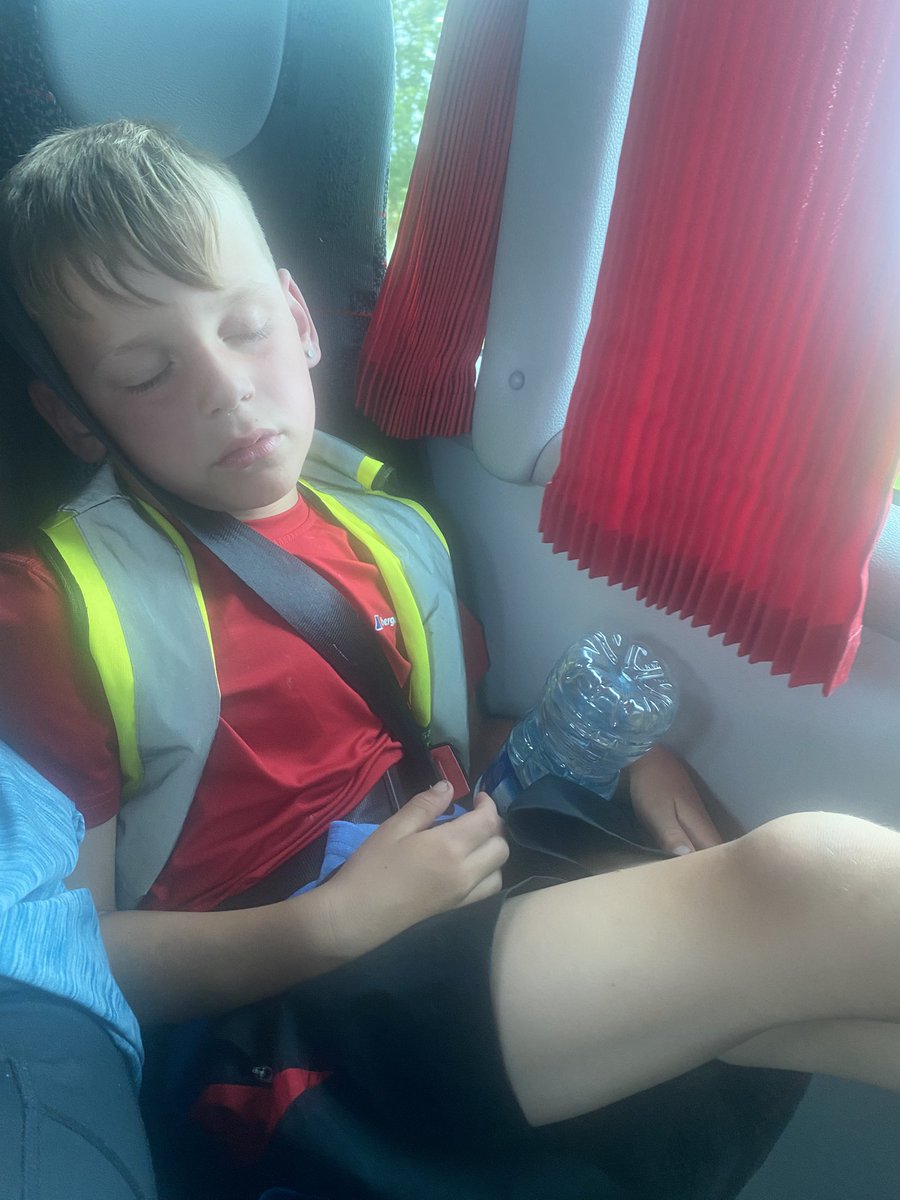 DeePointEarth's tweet photo. We have some sleepy heads on the bus. @DeePointPrimary https://t.co/vyQ8N3Fmk9