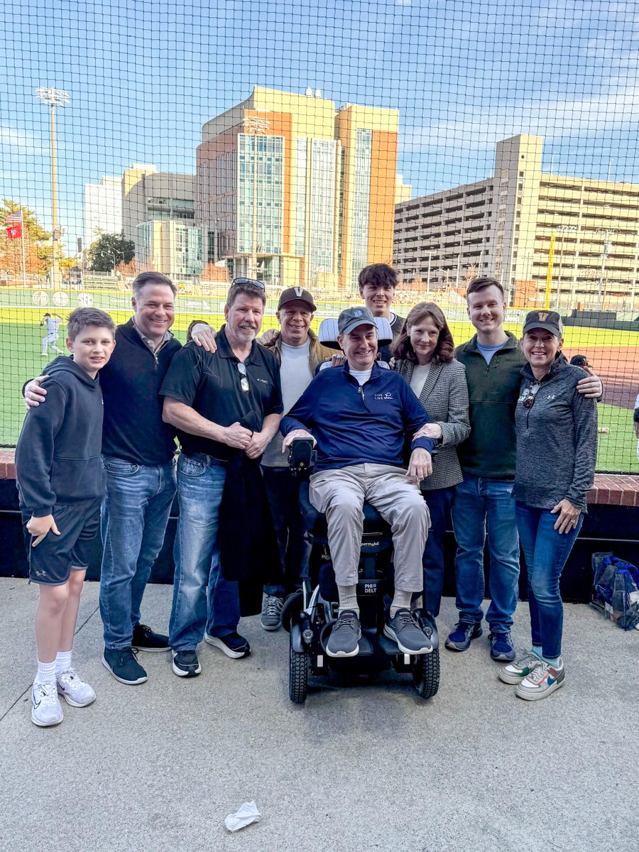 LiveLikeLou4's tweet image. Remembering Todd Nisbet 💙
A champion for ALS research in Middle TN, Todd was vital in our work with VUMC and a tireless advocate for Live Like Lou. His legacy of hope and determination lives on. We send love to his family and all inspired by his leadership.