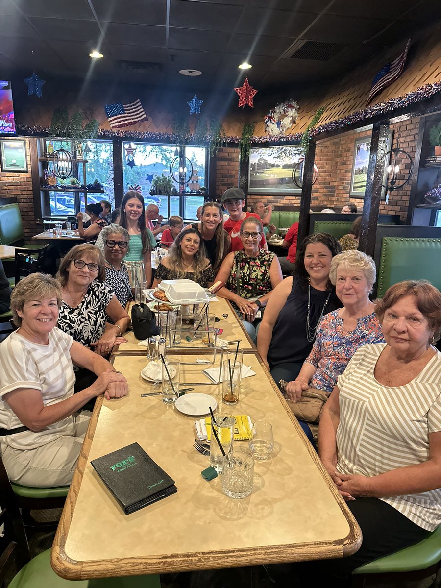 Went to support one of our lunch/recess supervisors who’s a resident karaoke singer at Fox’s every week. #BeEvergreen