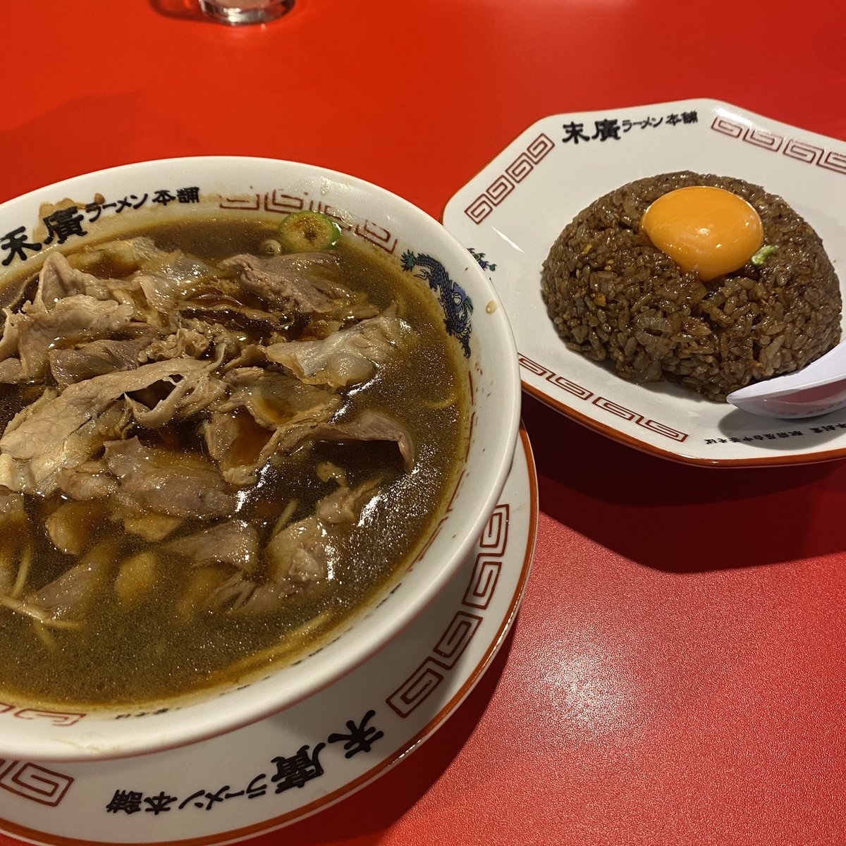 marrrto's tweet photo. 今週もみんなお疲れ様！どんな小さな経験だって色濃く自分を象っていくんだ！別に濃くなくたっていいんだけどね👌 https://t.co/nF6oPe6zti